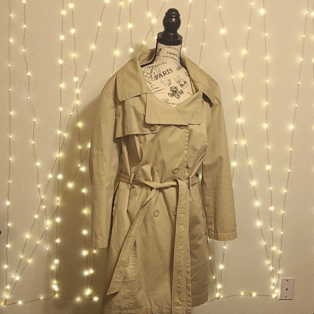 Old navy 2x beige trench coat